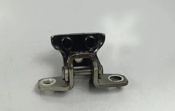 Mitsubishi Outlander Rear door upper hinge