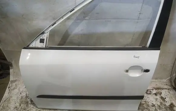 Skoda Fabia Mk2 (5J) Front door BALTOS