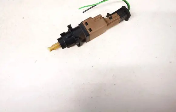 Alfa Romeo 147 Brake pedal sensor switch b365 46834703