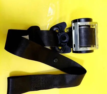 Mini One - Cooper R50 - 53 Front seatbelt 0429023