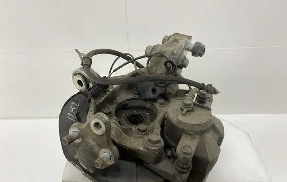 Toyota Prius (XW30) Front wheel hub spindle knuckle