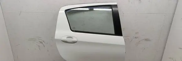 Toyota Yaris Rear door 