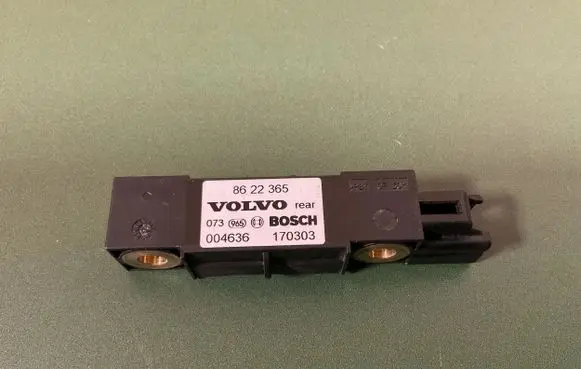Volvo V70 Airbag deployment crash/impact sensor 8622365 004636 170303