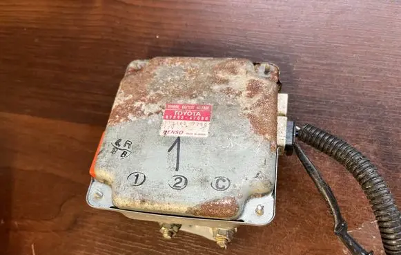 Toyota Prius (XW30) Other control units/modules 8989247080