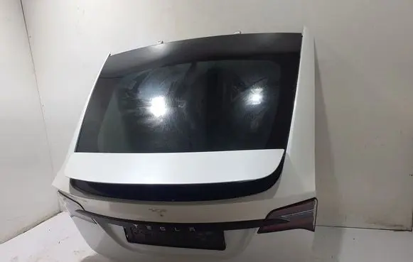 Tesla Model X Tailgate/trunk/boot lid 1069546E0A
