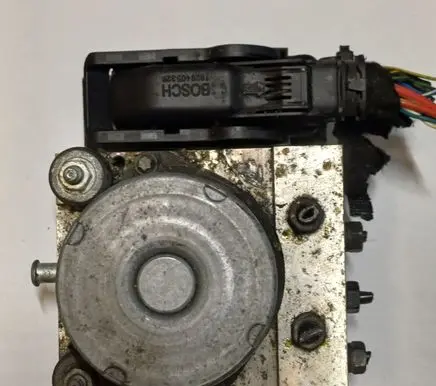 Opel Corsa D ABS Pump 0265252688 13442015 0265952250
