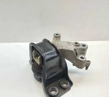 Renault Kadjar Engine mount bracket 112846249R