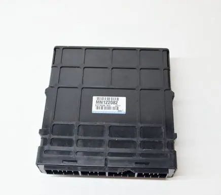 Mitsubishi Pajero Engine control unit/module MN122082 E2T76299