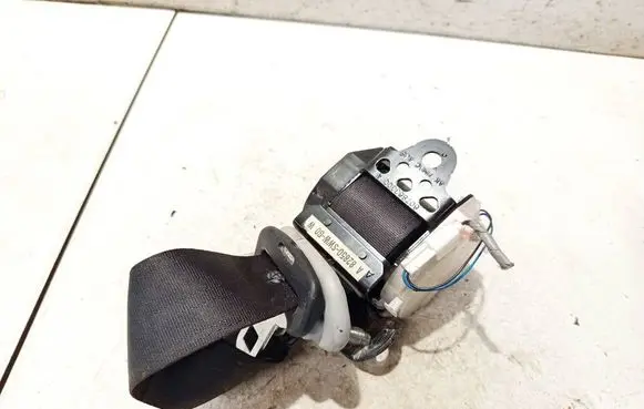 Honda CR-V Rear seatbelt 607863300a