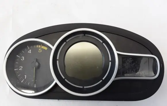 Renault Megane III Speedometer (instrument cluster) RNI248107859R