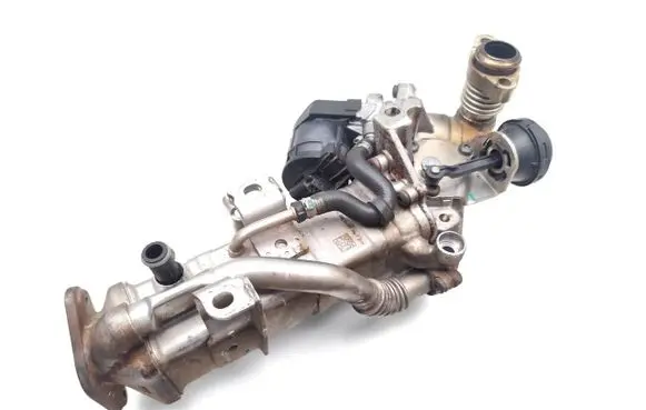 BMW 1 F20 F21 EGR valve 7822350 7810871