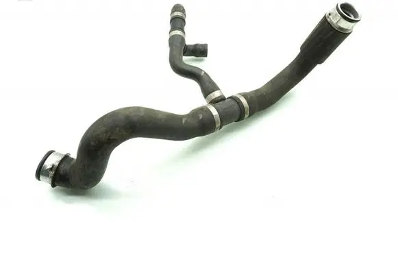 Mercedes-Benz E A207 Engine coolant pipe/hose 