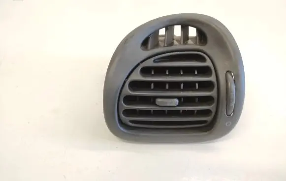 Citroen Xsara Picasso Dashboard side air vent grill/cover trim 9631280177