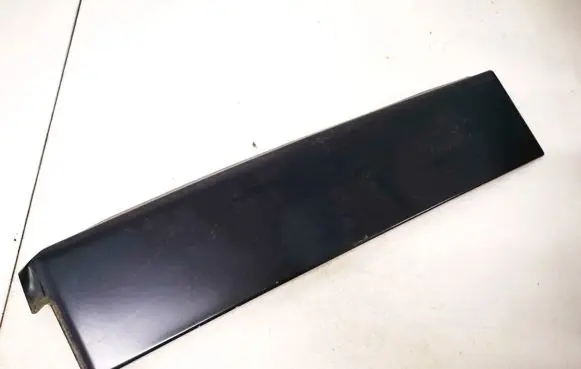 Audi A3 S3 8L Front door glass trim molding 