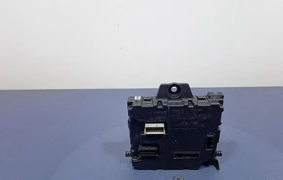 Renault Kangoo II Comfort/convenience module 8200870483