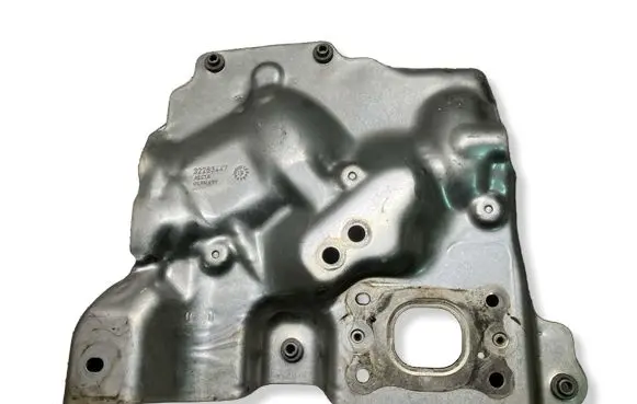 Volvo XC40 Exhaust heat shield 32263447