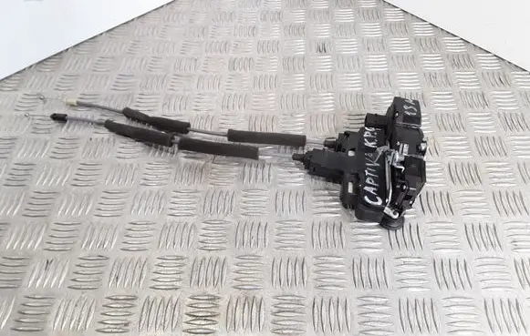 Chevrolet Captiva Rear door lock A081876
