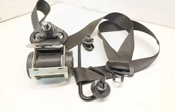 Opel Astra H Front seatbelt 602143100C 1706 090226