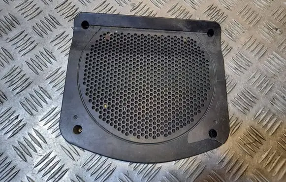 BMW 5 F10 F11 Subwoofer grill/trim 9187783