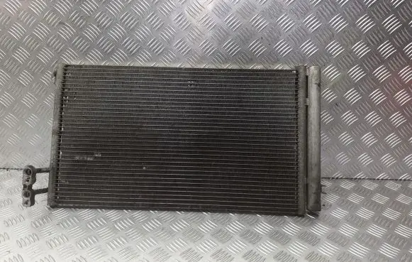 BMW 1 E81 E87 Air conditioning (A/C) radiator (interior) 6968743-02