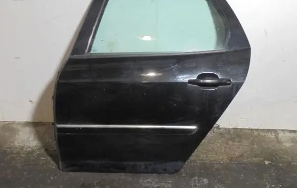 Peugeot 407 Rear door 