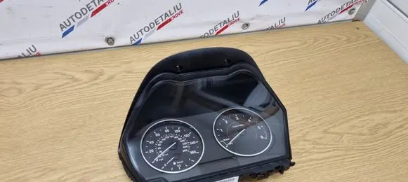 BMW 1 F20 F21 Speedometer (instrument cluster) 9232891