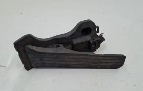 Volkswagen Jetta V Accelerator throttle pedal 1K1721503L