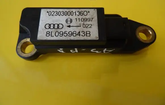 Audi A3 S3 8L Airbag deployment crash/impact sensor 8L0959643B
