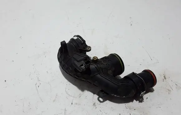 Volvo S90, V90 Intercooler hose/pipe 31657727