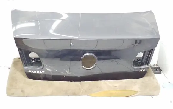 Volkswagen PASSAT B6 Tailgate/trunk/boot lid