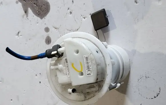 Peugeot 208 II In-tank fuel pump 9851127180 100137883