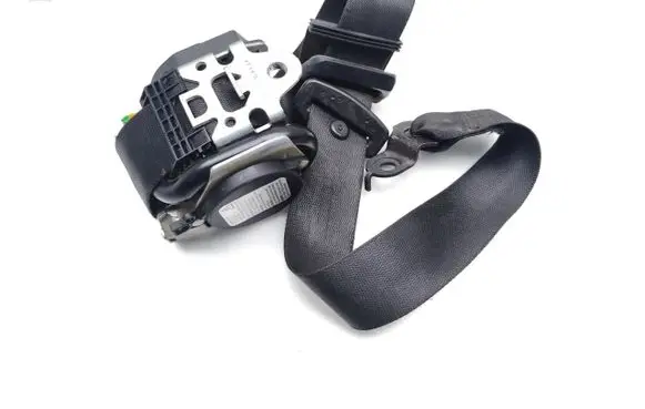 Mercedes-Benz Sprinter W906 Front seatbelt 9068600285