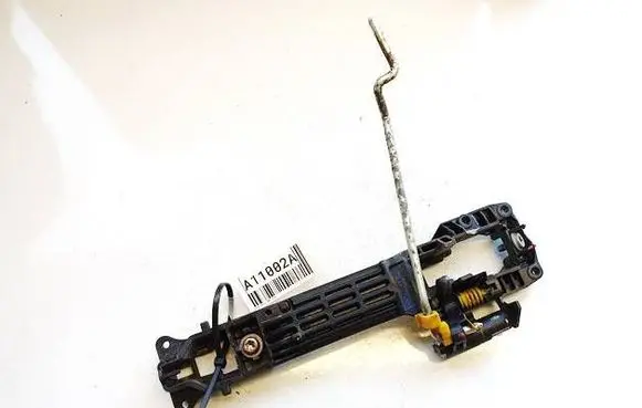 Toyota Auris 150 Front door exterior handle 