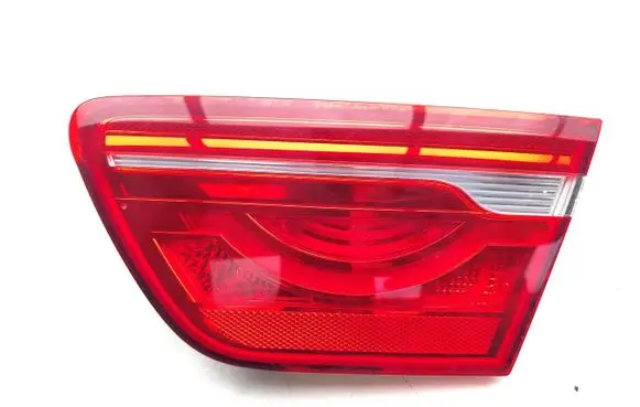 Jaguar XE Tailgate rear/tail lights 19733902