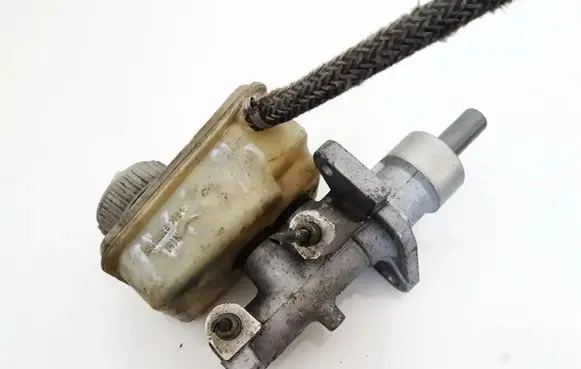 Opel Omega B1 Master brake cylinder 1642