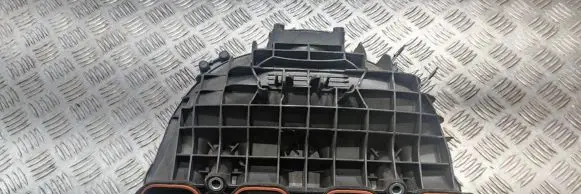 BMW 4 F32 F33 Intake manifold 7588126