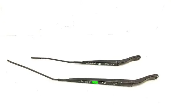 Renault Megane III Front wiper blade arm 288810005R 288860005R