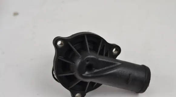 Audi A6 S6 C6 4F Thermostat/thermostat housing 059121111 059121111L
