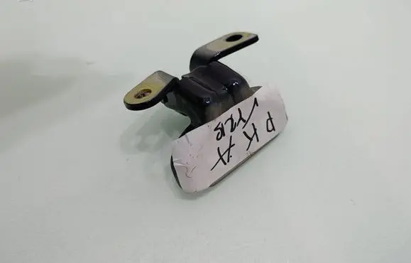 Buick Encore GX I Front door lower hinge 