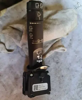 Opel Astra J Wiper control stalk 20941131 23590110200