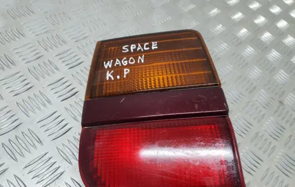 Mitsubishi Space Wagon Rear/tail lights