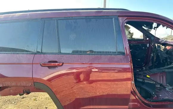 Jeep Grand Cherokee WL Rear door