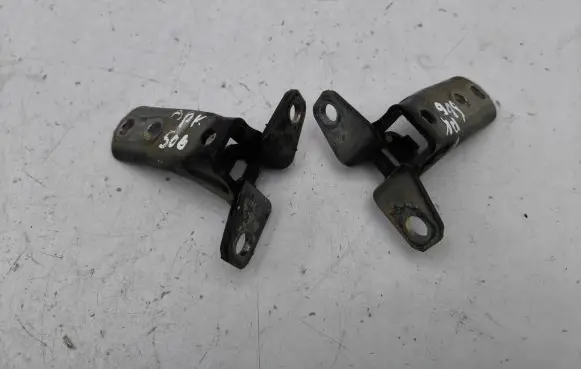 Mitsubishi Outlander Front door hinge set 