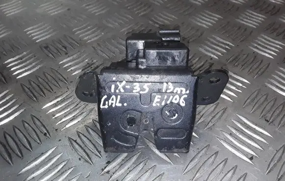 Hyundai ix35 Tailgate/trunk/boot lock/catch/latch 812302s000