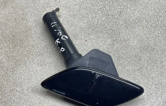 Opel Astra J Headlight washer spray nozzle 13258407
