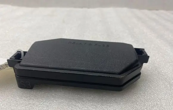 Toyota C-HR I Fuse box cover 82662F4270