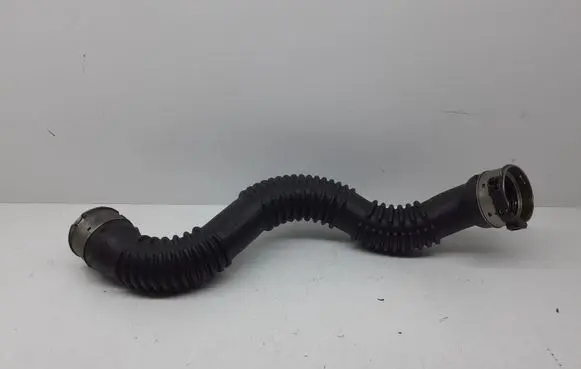 Mercedes-Benz B W246 W242 Intercooler hose/pipe A2465200001