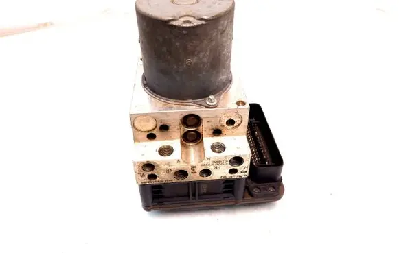 BMW 5 F10 F11 ABS Pump 6799523 6799525