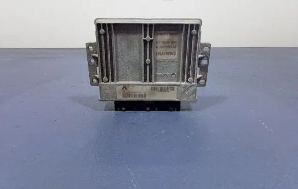 Renault Espace - Grand espace IV Engine control unit/module ECU 8200279458