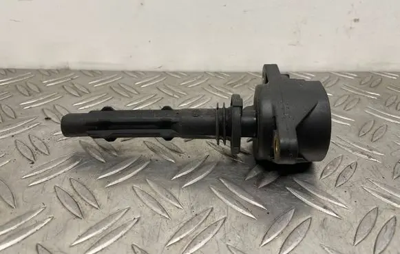 High voltage ignition coil